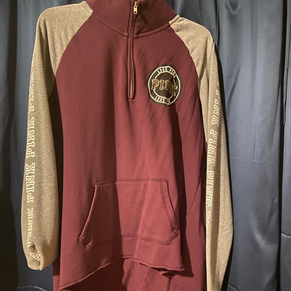 Victoria’s Secret pink 1/2zip